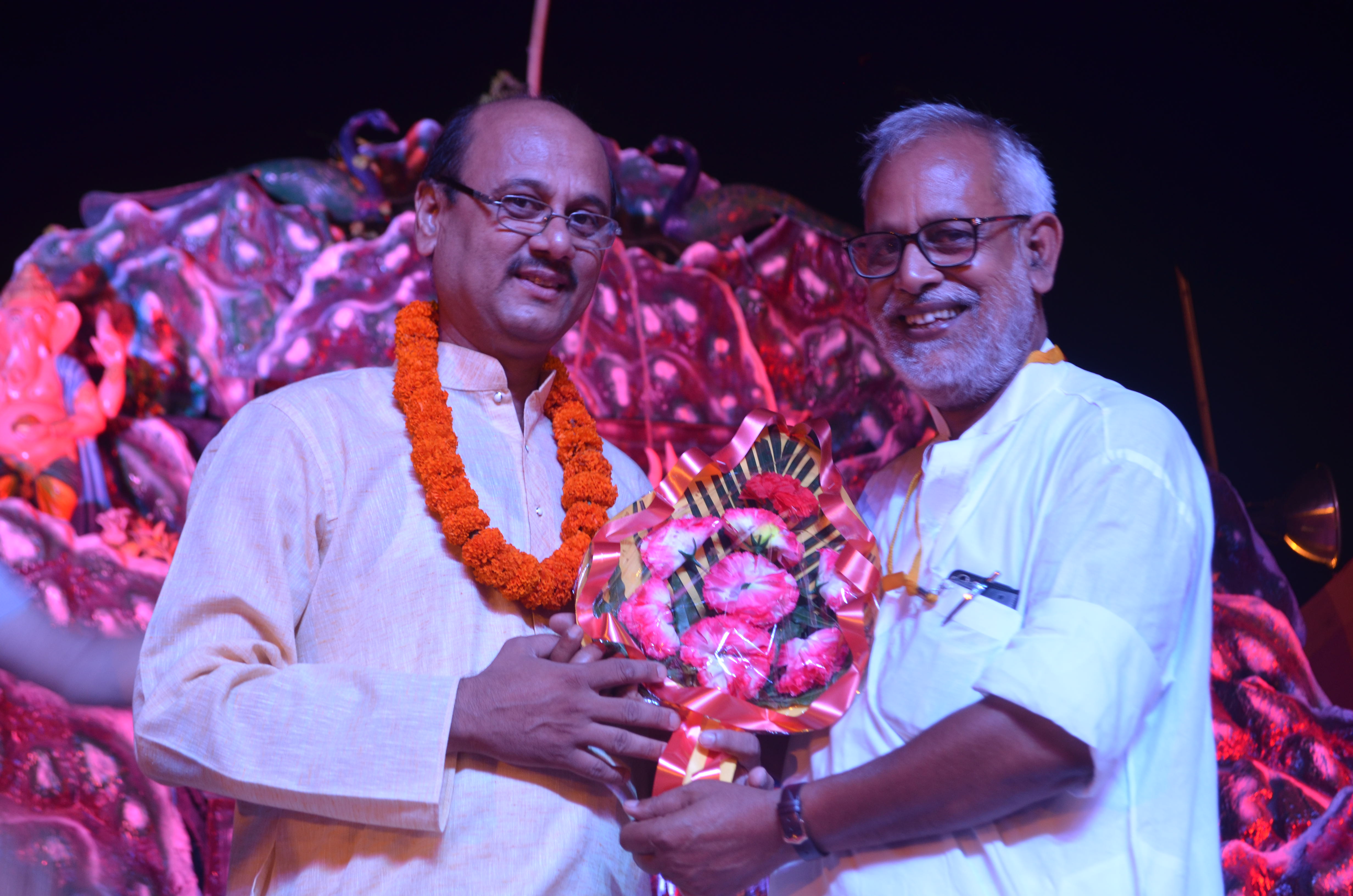 कार्यक्रम की तस्वीर 1